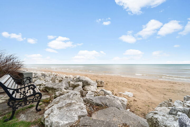 Property Photo:  5666 Cedar Beach Ln  WI 53004 