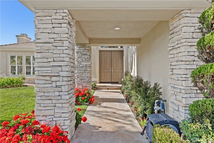 Property Photo:  32121 Calle Los Elegantes  CA 92675 