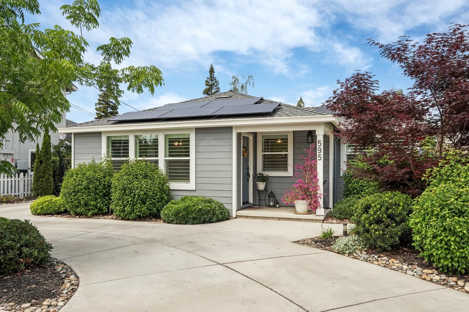 Property Photo: 595 E Augusta Street CA 95258