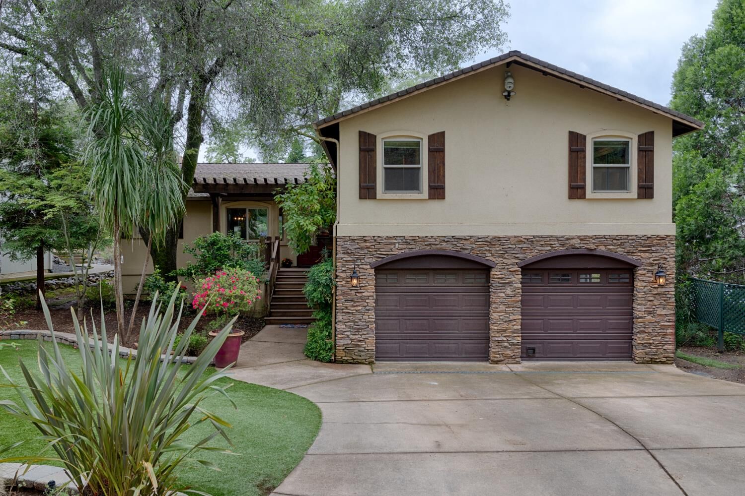 Property Photo:  23563 Saint Andrews Court  CA 95602 