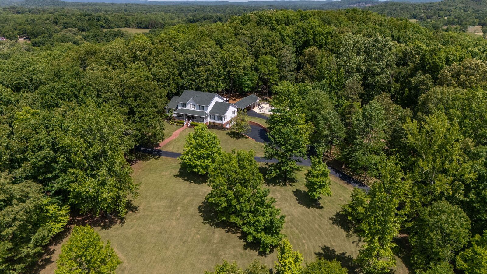Property Photo: 2288 Billy Nance Blvd TN 38425