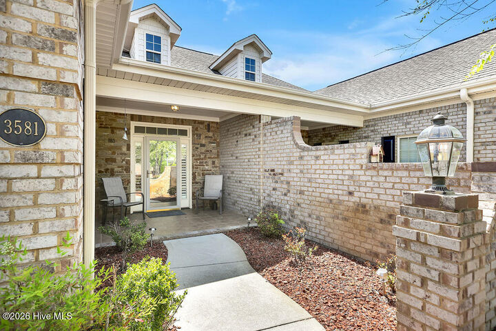Property Photo: 3581 Bendemere Drive NC 28451