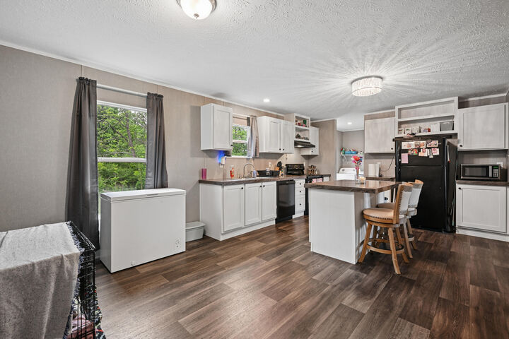 Property Photo:  107 Hawthorne Street  KY 41046 