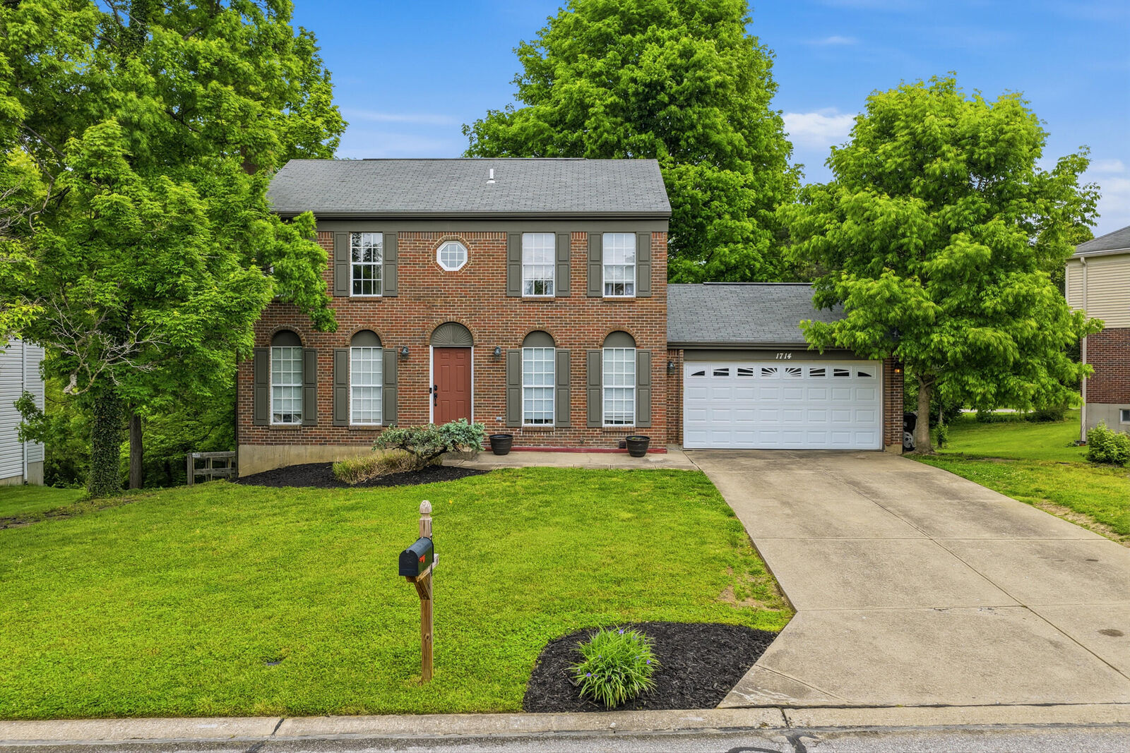 Property Photo: 1714 Arborwood Drive KY 41042