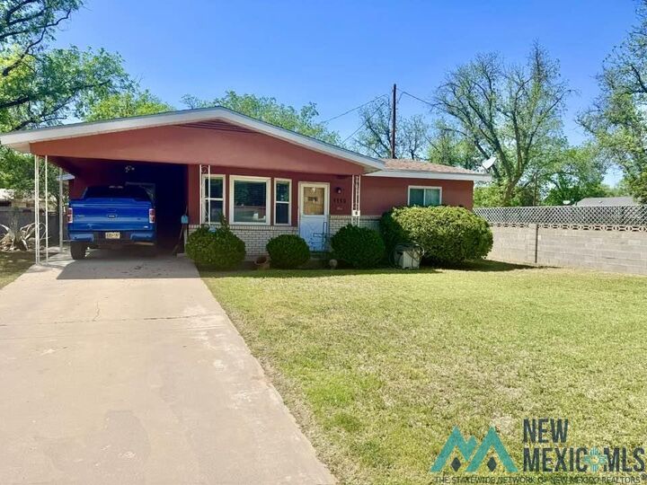 Property Photo: 1113 N Eddy Street NM 88220