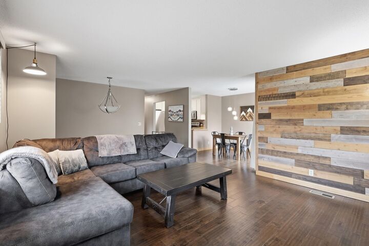 Property Photo: 4126 Goldenrod Lane N MN 55441