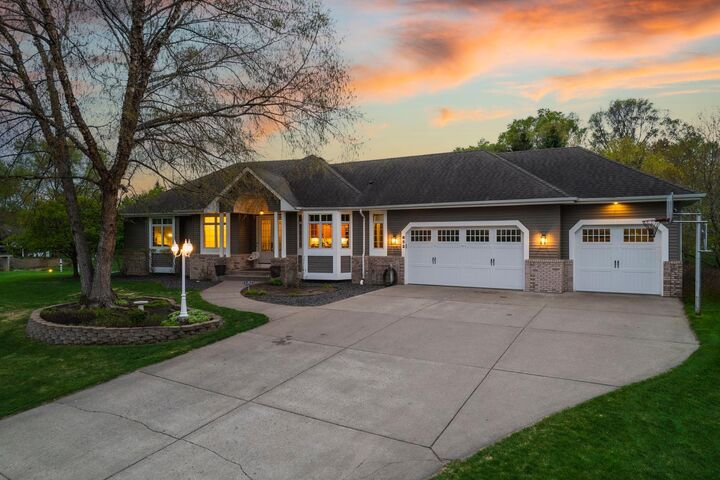 Property Photo:  652 136th Lane NE  MN 55304 
