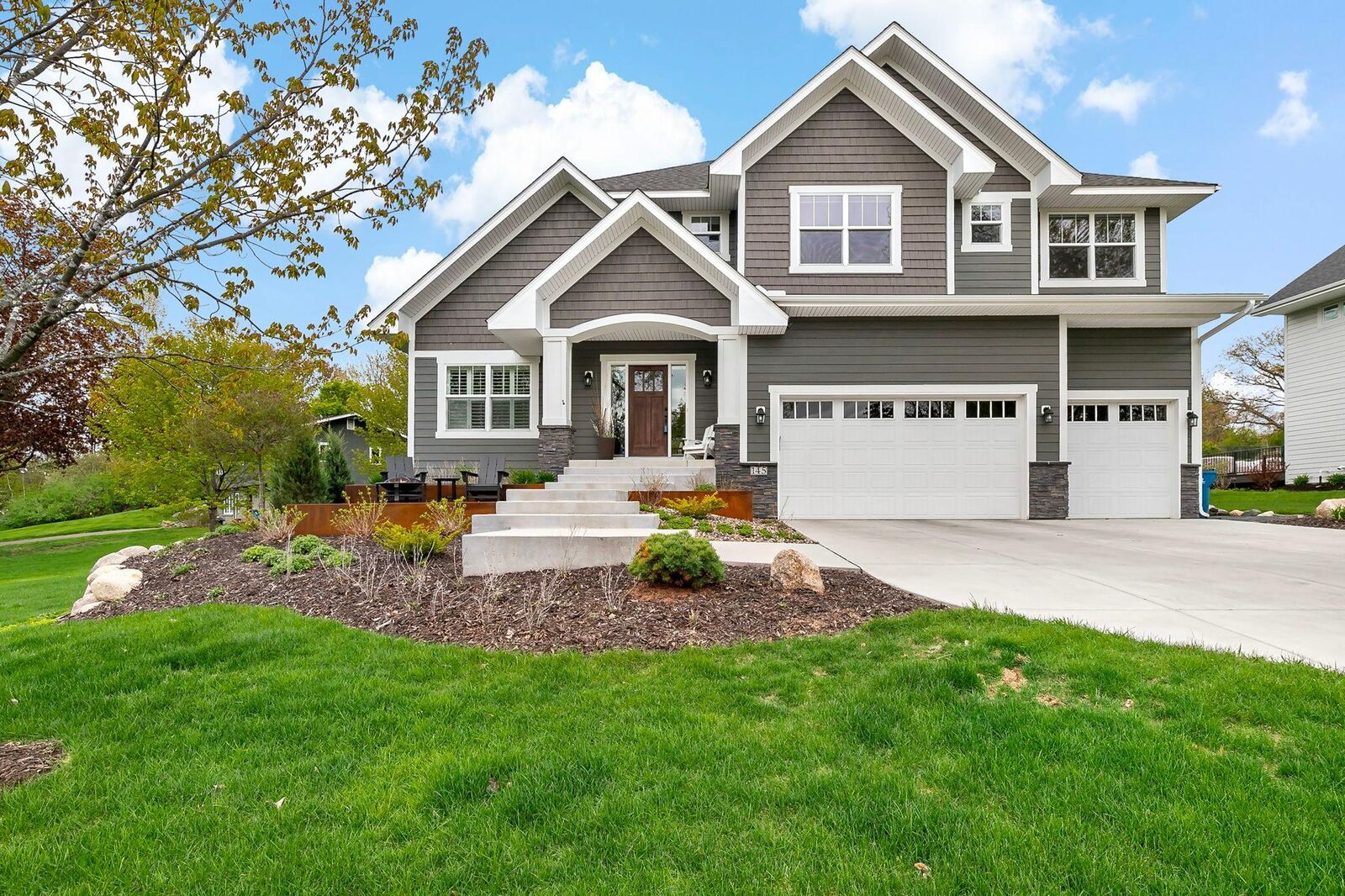 Property Photo:  145 Cutacross Road  MN 55422 