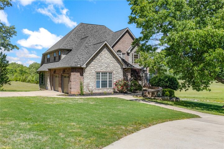 Property Photo:  3323 Savannah Drive  AR 72601 