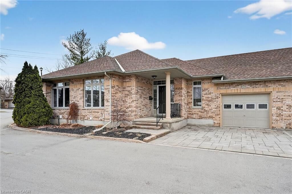 Property Photo:  139 Glendale Avenue 1  ON L2T 2K2 