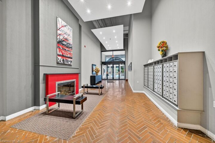 Property Photo:  66 Bay Street S 608  ON L8P 4Z6 