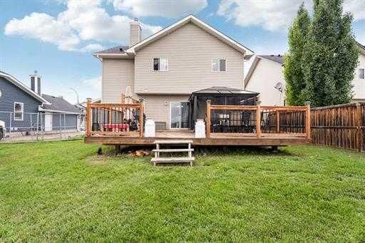 Property Photo:  529 Railway Avenue  AB T0J 1X1 