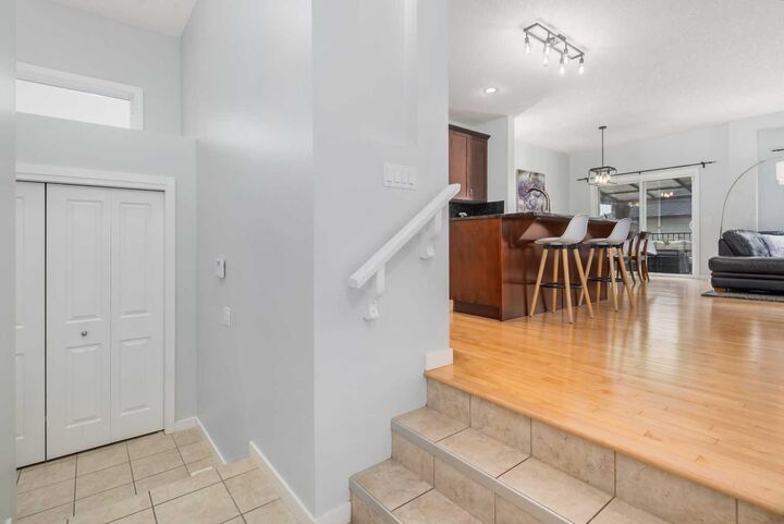 Property Photo:  318 Kincora Glen Rise NW  AB T3R 0B5 