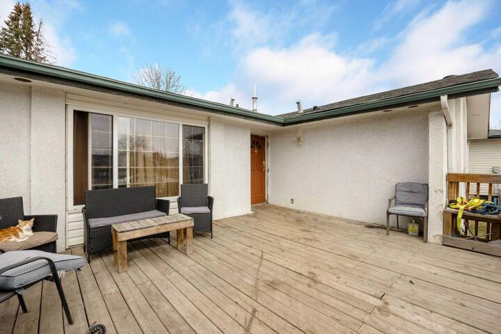 Property Photo: 112 Hill Drive AB T9H 2B5