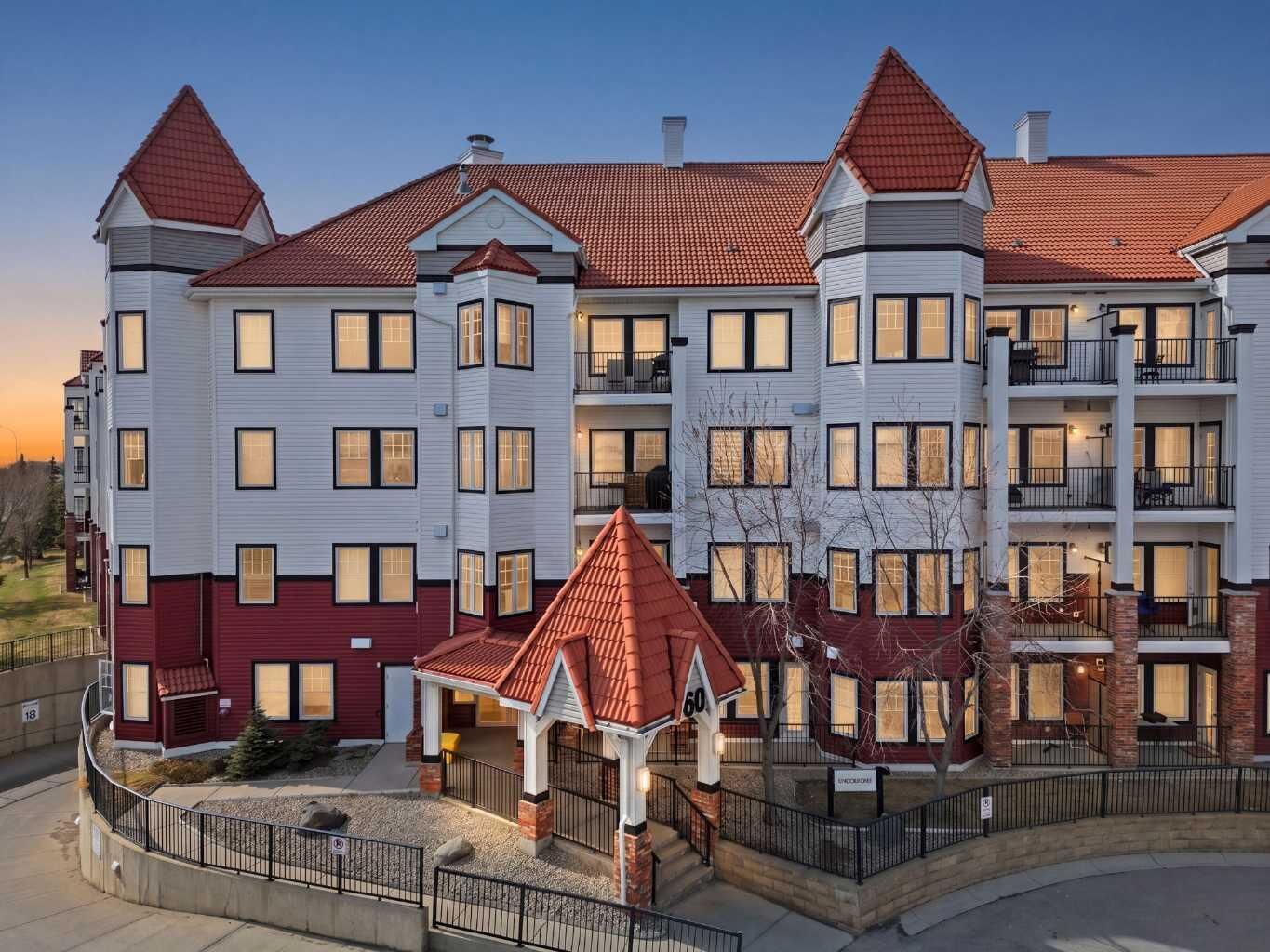 Property Photo:  60 Royal Oak Plaza NW 322  AB T3G 0A7 