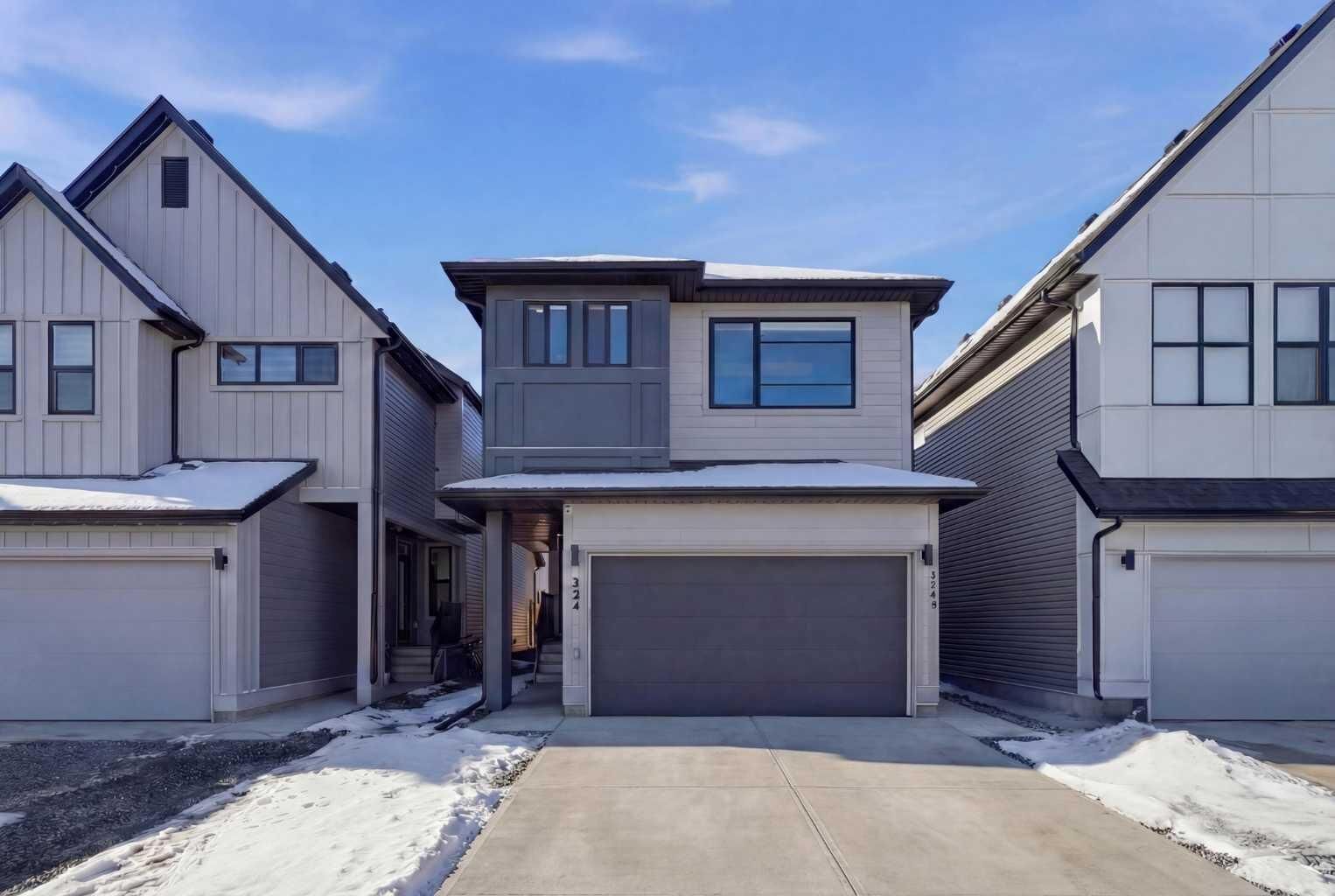 Property Photo:  324 Copperhead Way SE  AB T2Z 5H2 