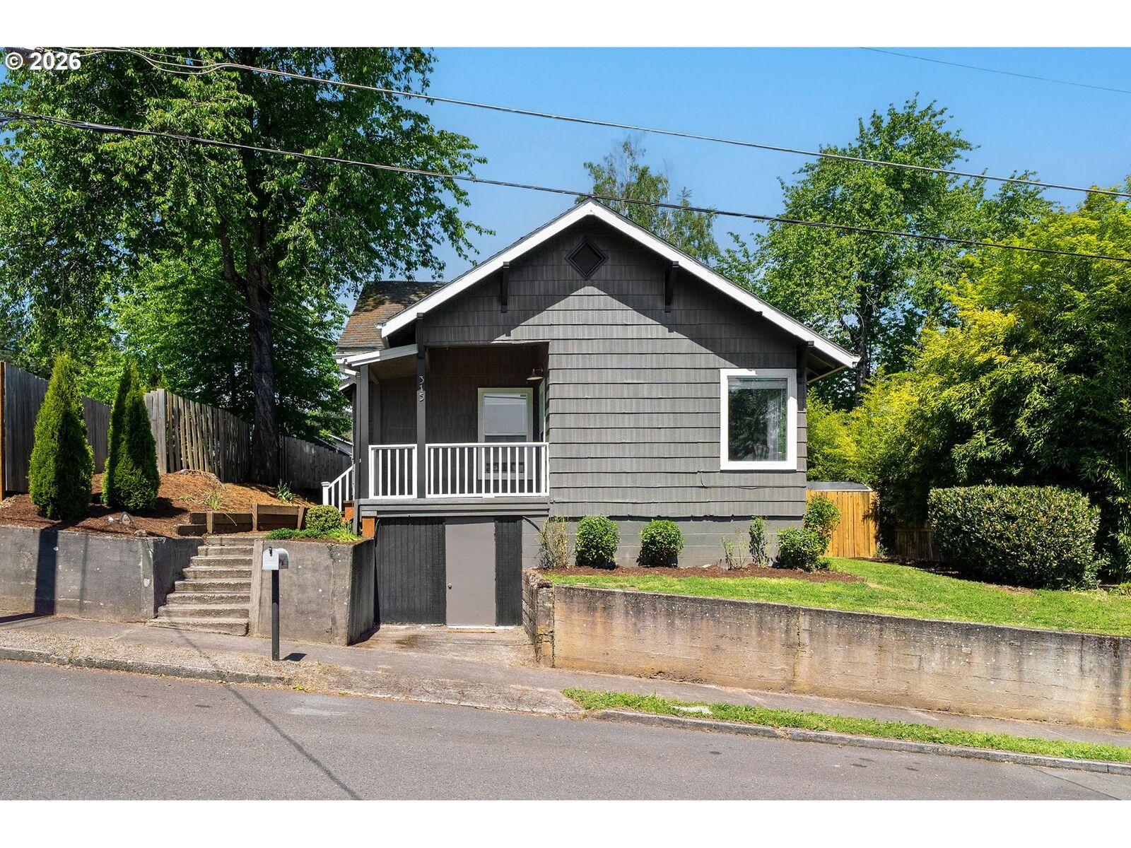 Property Photo:  315 NW 15th Ave  WA 98607 