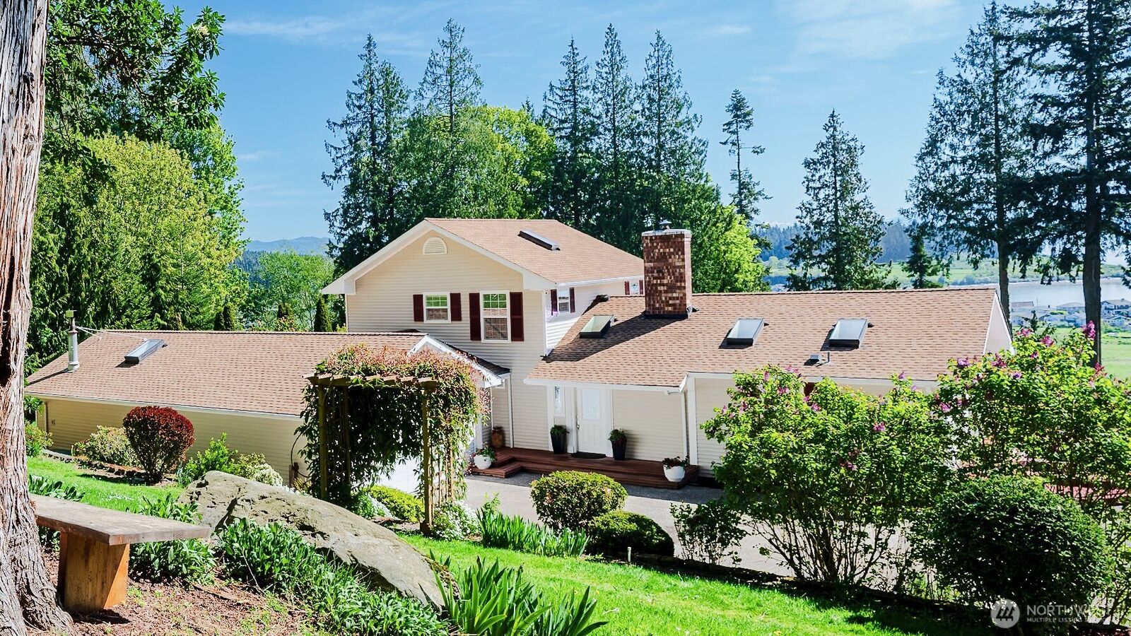 Property Photo:  485 S Vesper Way  WA 98282 