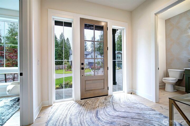 Property Photo:  12825 NE 78th Place  WA 98033 