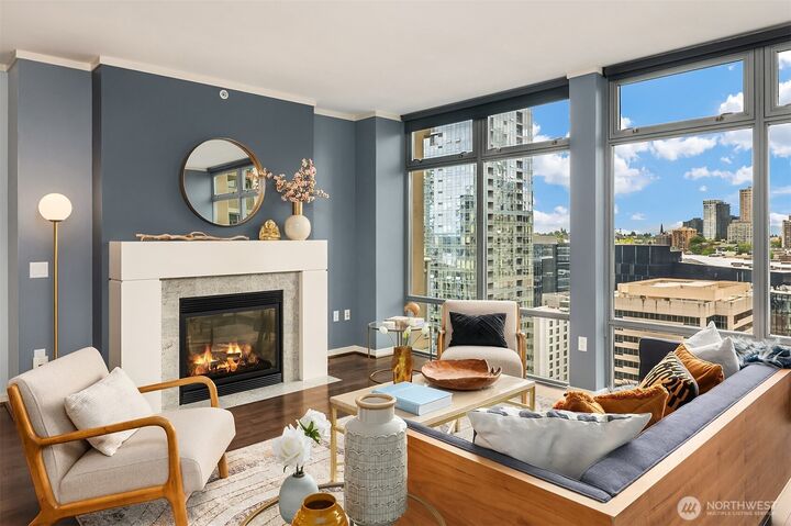 Property Photo:  819  Virginia Street 3304  WA 98101 