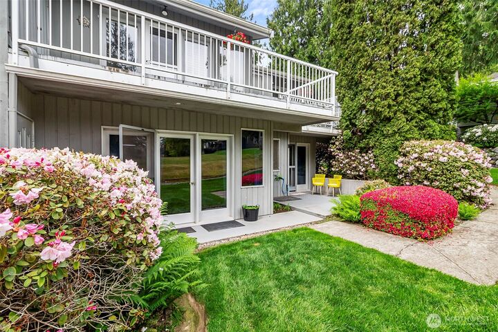 Property Photo:  6930  Woodlands Way  WA 98223 