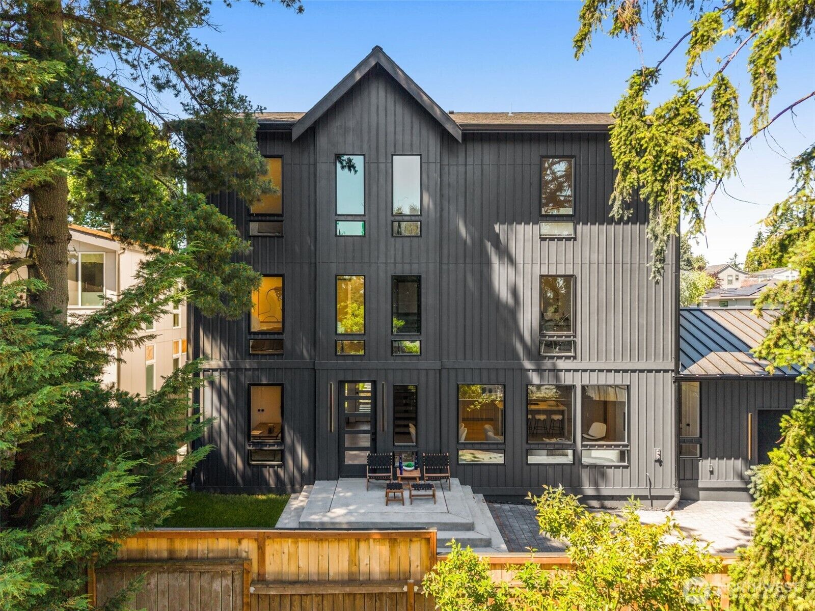 Property Photo: 7358 33rd Avenue NE WA 98115