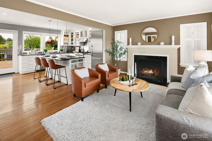 Property Photo:  2660  36th Avenue W  WA 98199 