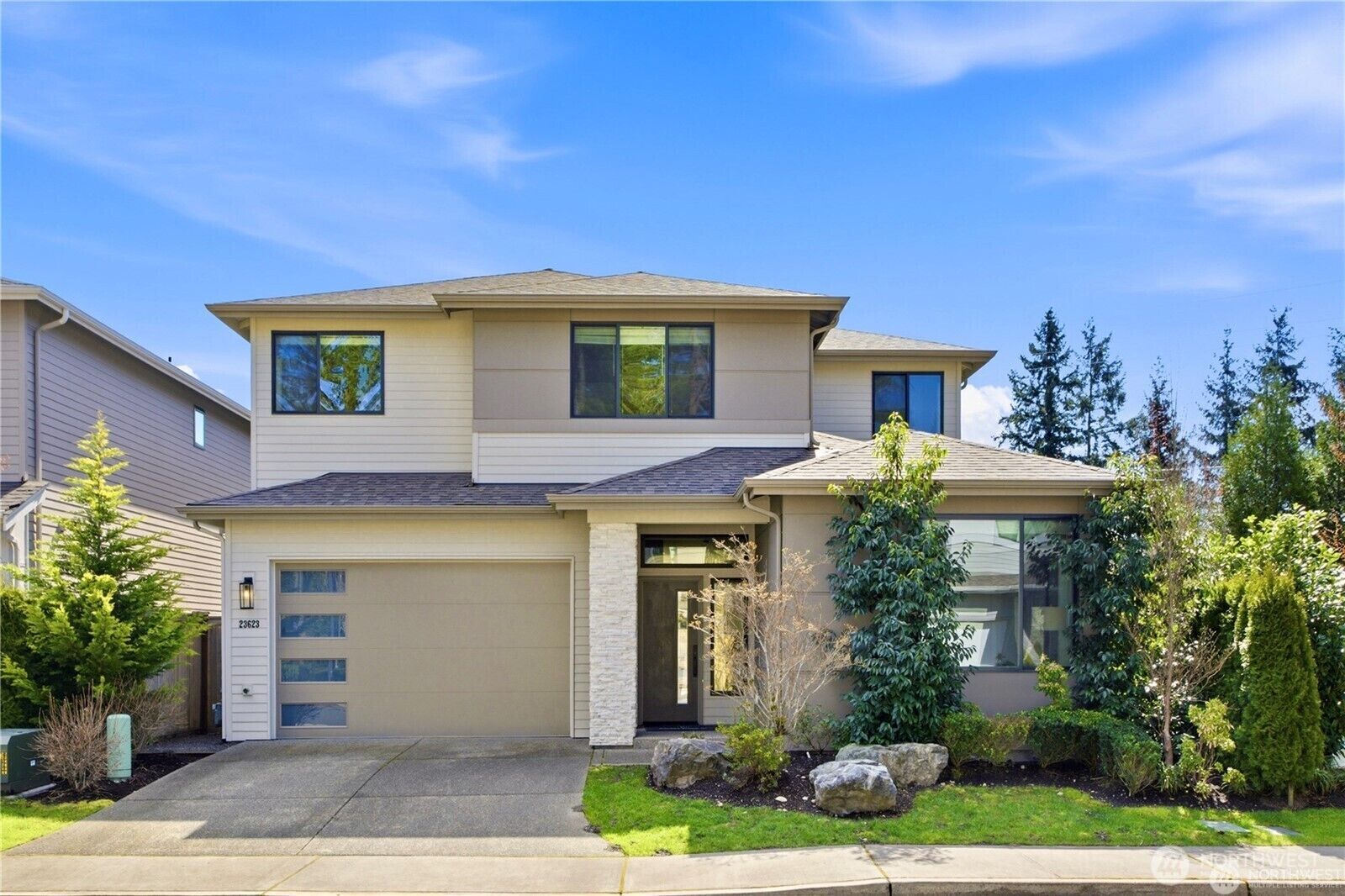 Property Photo:  23623 SE 35th Court  WA 98029 