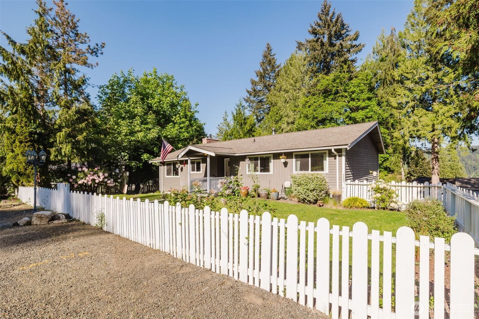 Property Photo:  7530  Navajo Trail NE  WA 98311 