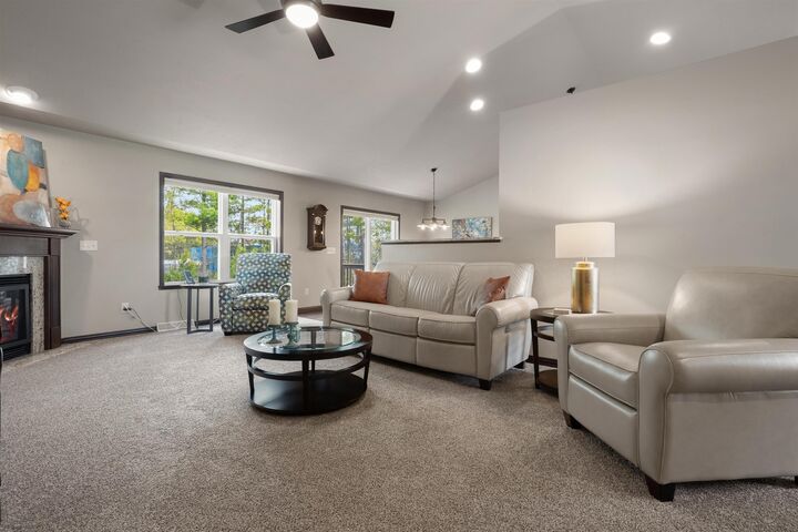 Property Photo: 2078 W Sugar Court WI 54913-2306