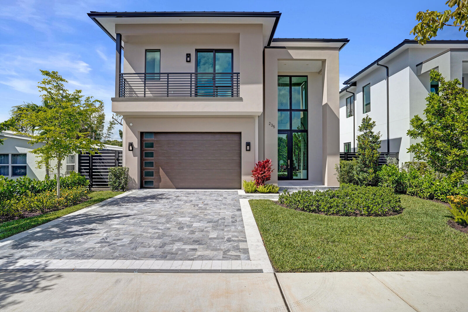 Property Photo: 235 NE 11th Street FL 33444