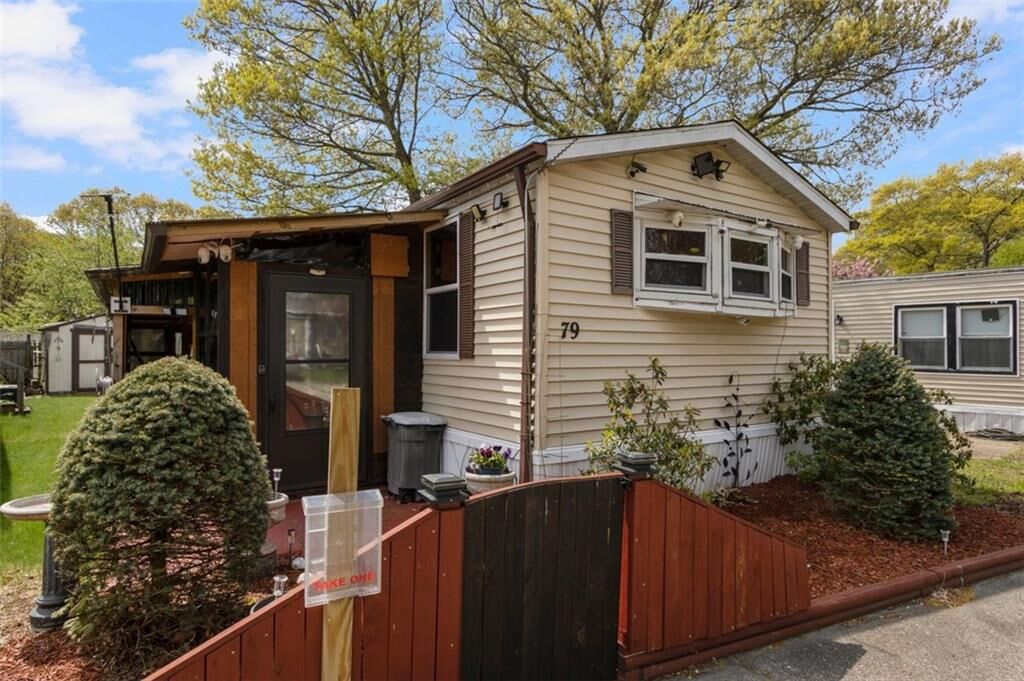 Property Photo: 6101 Post Road RI 02852