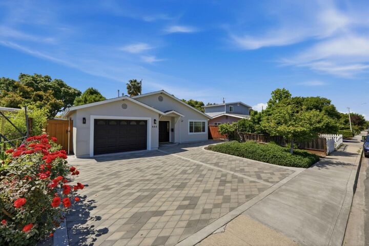 Property Photo:  660 Hamilton Lane  CA 95051 