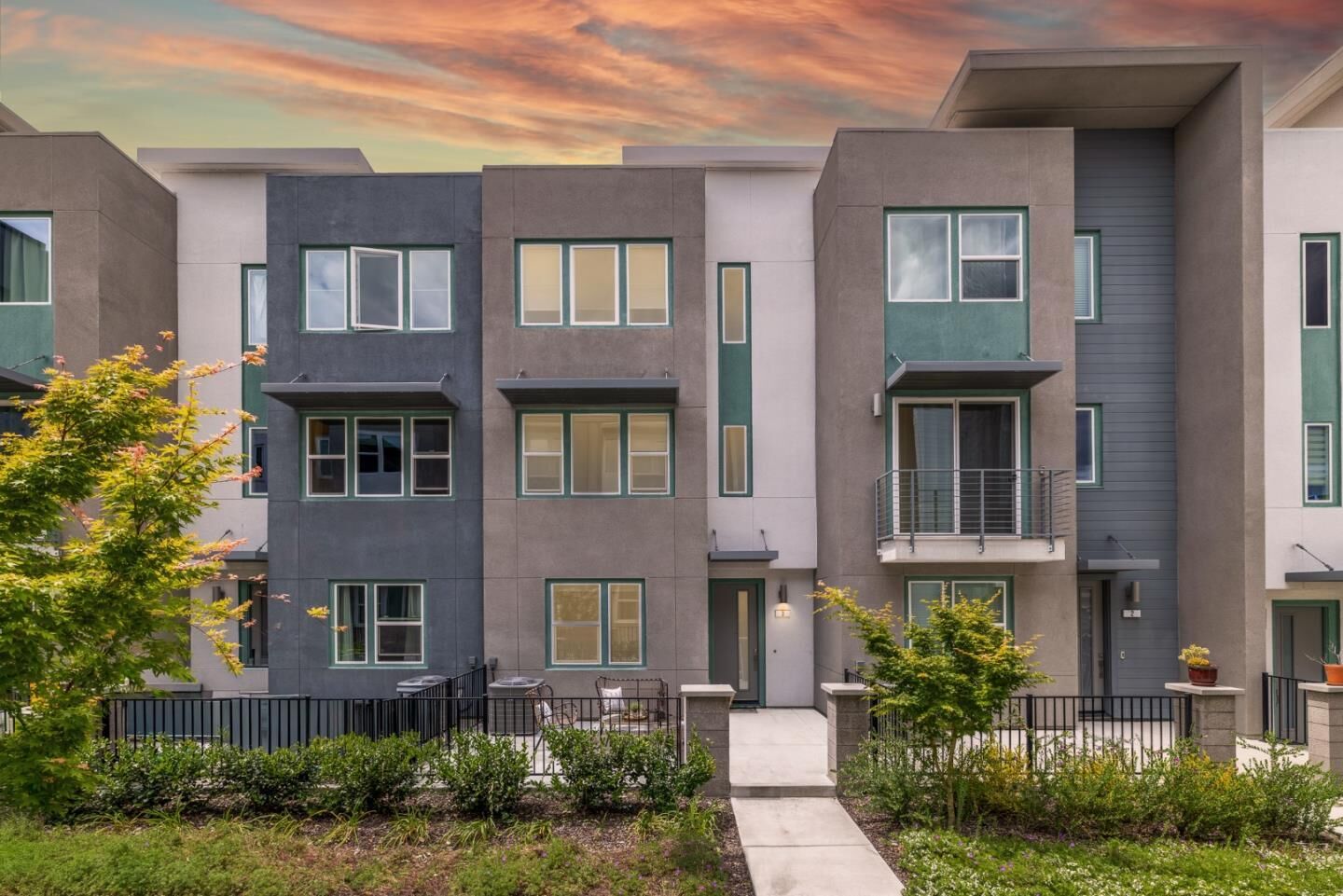 Property Photo: 286 Agustin Narvaez Street Unit 3 CA 95136