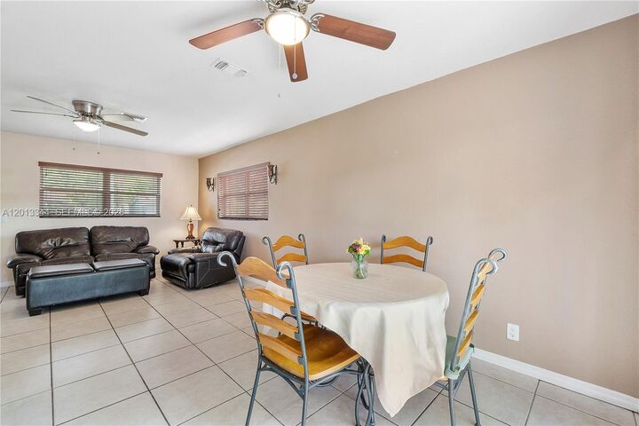 Property Photo:  7201 SW 4th St  FL 33068 