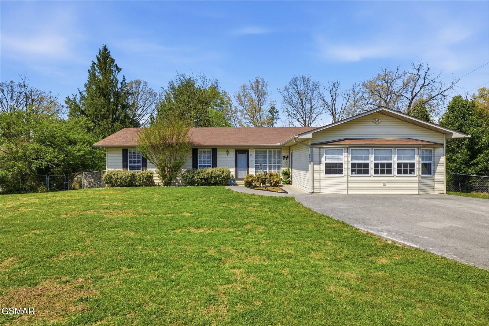 Property Photo:  1121 Smokyview Drive  TN 37862 