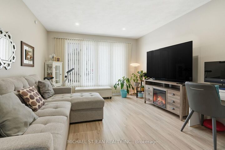 Property Photo: 19B Dundas Street W ON N3L 1E9