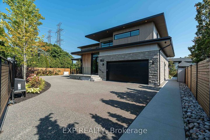 1979 Prince Of Wales Drive — photo 1