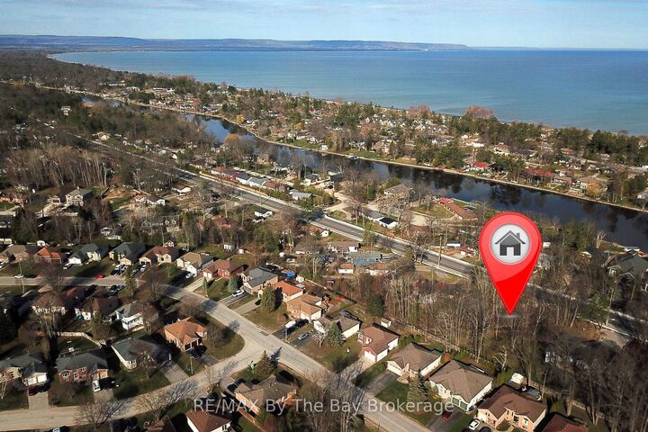 1459 River Road W — photo 1