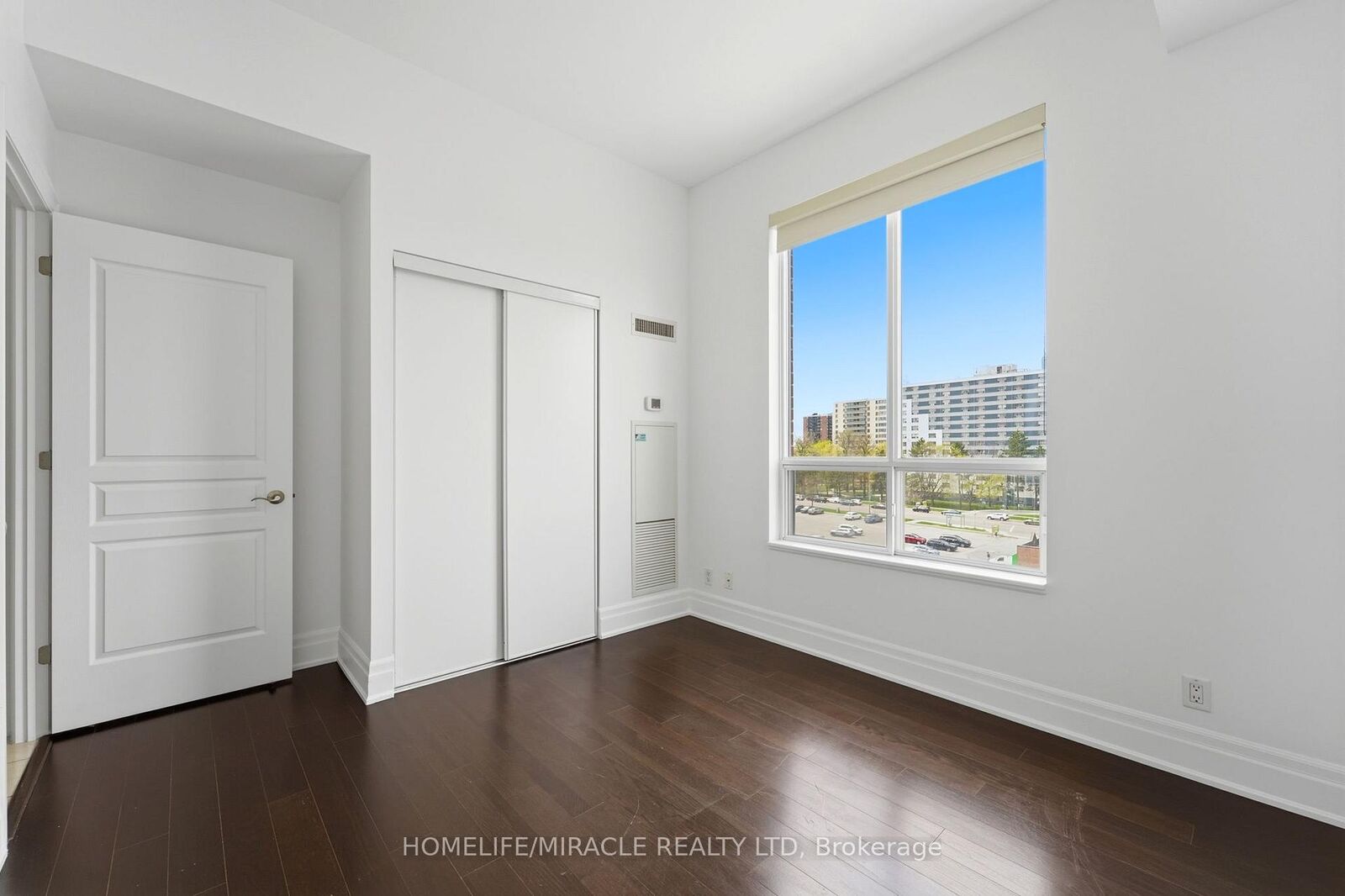 Property Photo:  777 Steeles Avenue Lph2  ON M2R 3Y4 