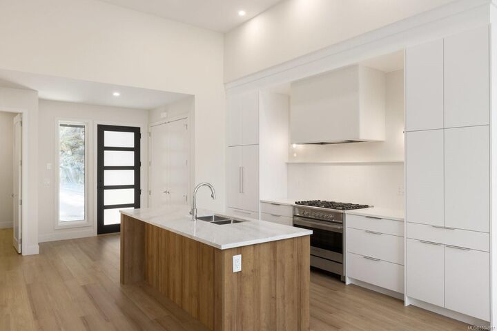 Property Photo: 2332 Copper Rock Crt #103 BC V9B 0G4