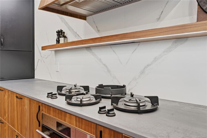 Property Photo:  560 Kay St  BC V8Z 2L3 