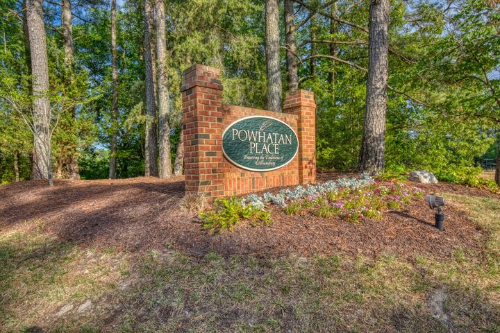 Property Photo:  4419 Chickasaw Court  VA 23188 