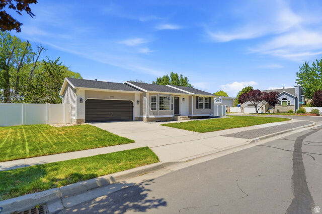 Property Photo:  11058 S Sandy Creek Dr. Dr E  UT 84094 