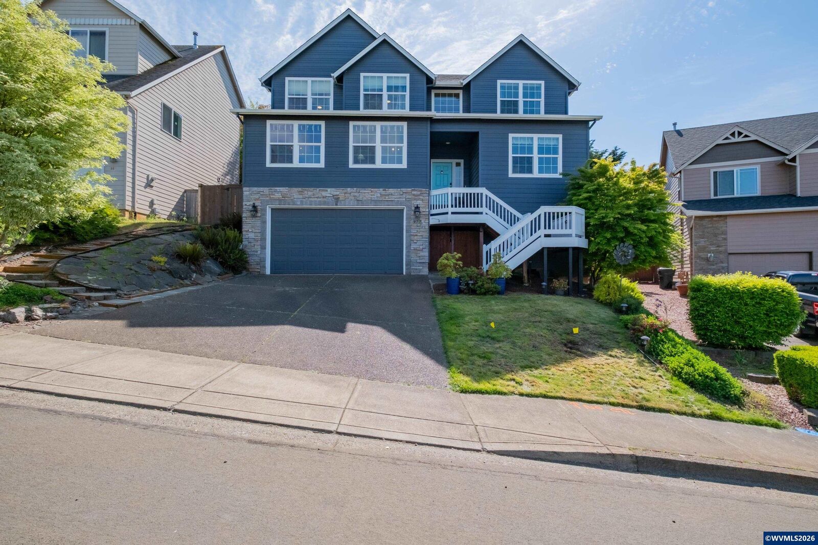 Property Photo:  977 Reagan Av NW  OR 97304 