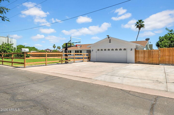 Property Photo: 165 E Water Tank Road AZ 85296