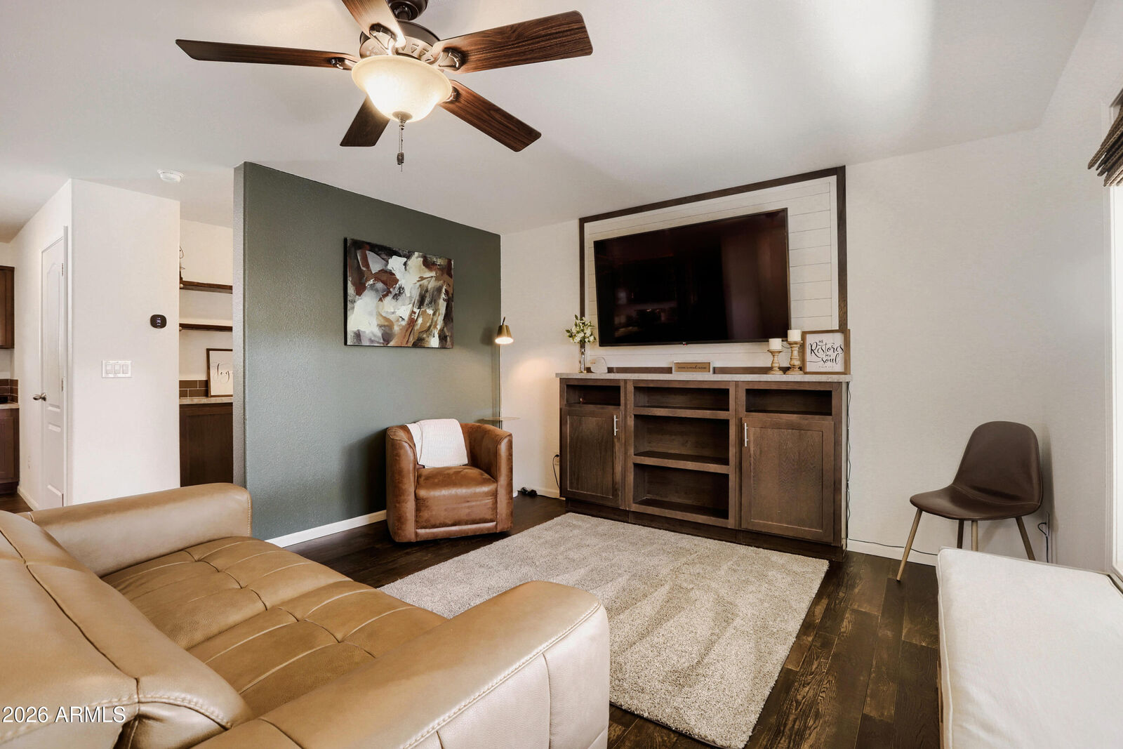 Property Photo: 19401 N 7th Street 137 AZ 85024