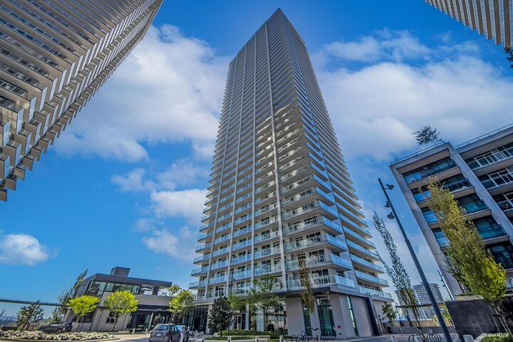 3833 Evergreen Place 4401 — photo 1