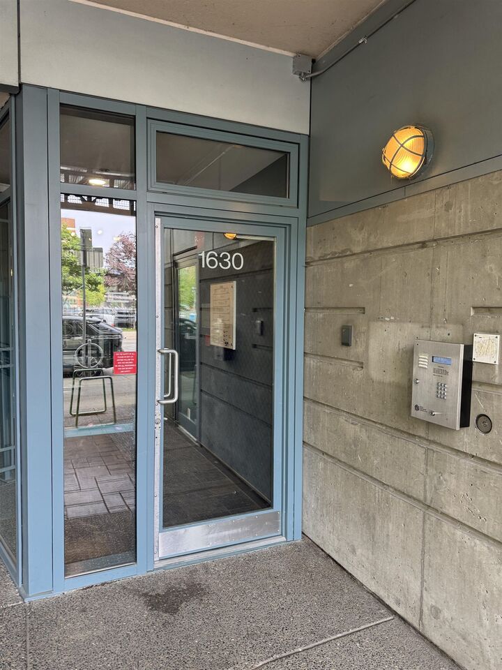 Property Photo:  1630 W 1st Avenue 311  BC V6J 1G1 