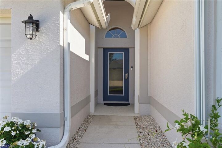 Property Photo:  9584 Dunkirk Dr  FL 33919 